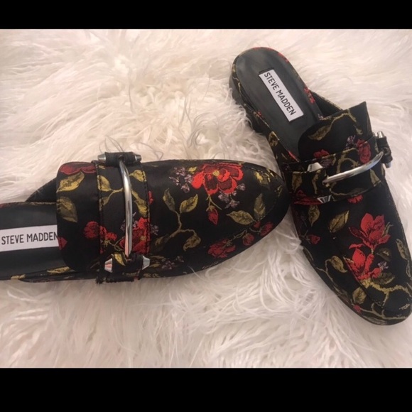 Steve Madden Shoes - Steve Madden Kera Mule Floral Black